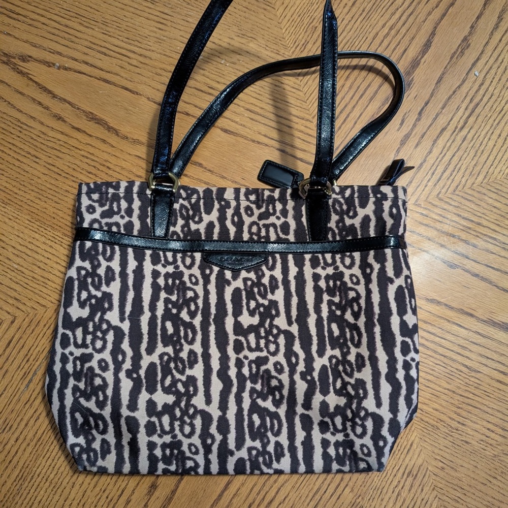 Stylish Black and Cream Tote Bag